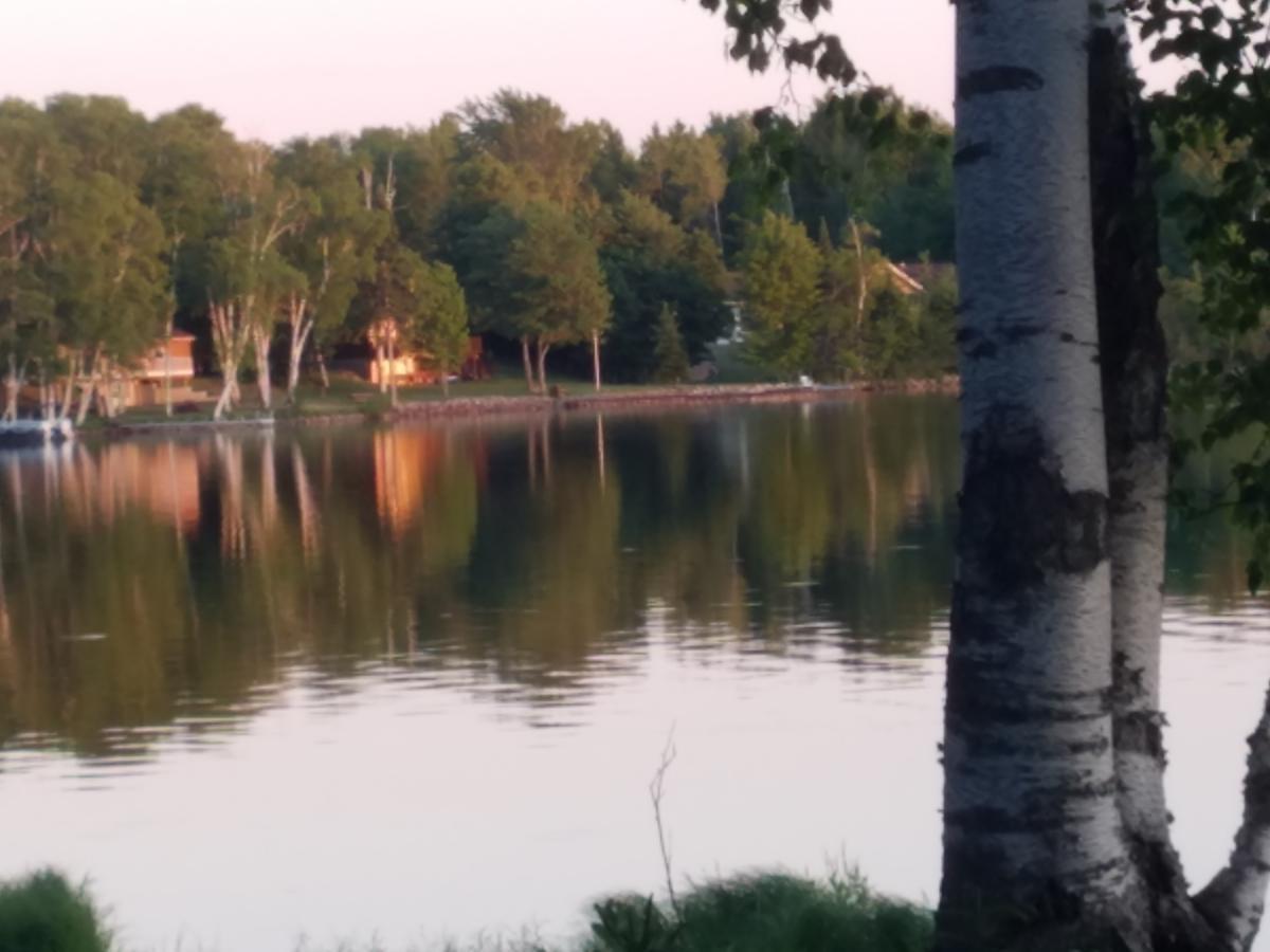 Historic Birch Lodge And Motel Trout Lake Kültér fotó